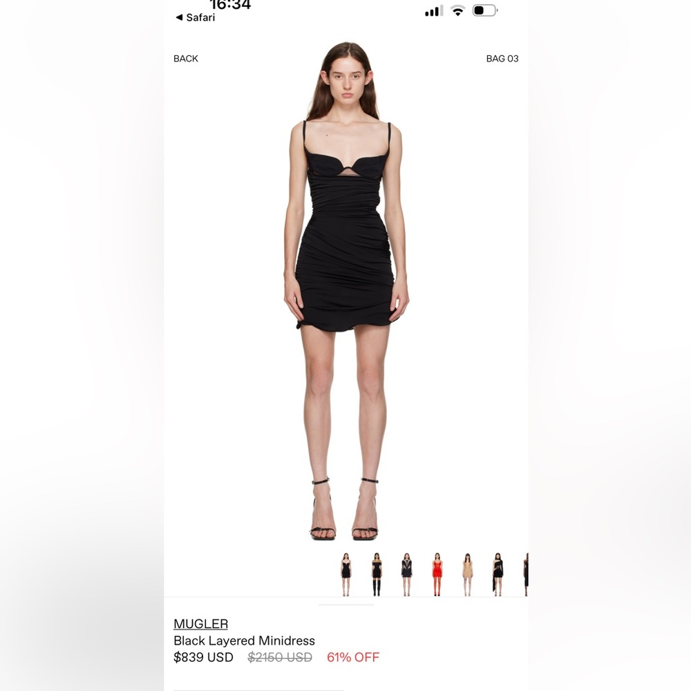 Mugler
Size 42
ruffled jersey minidress